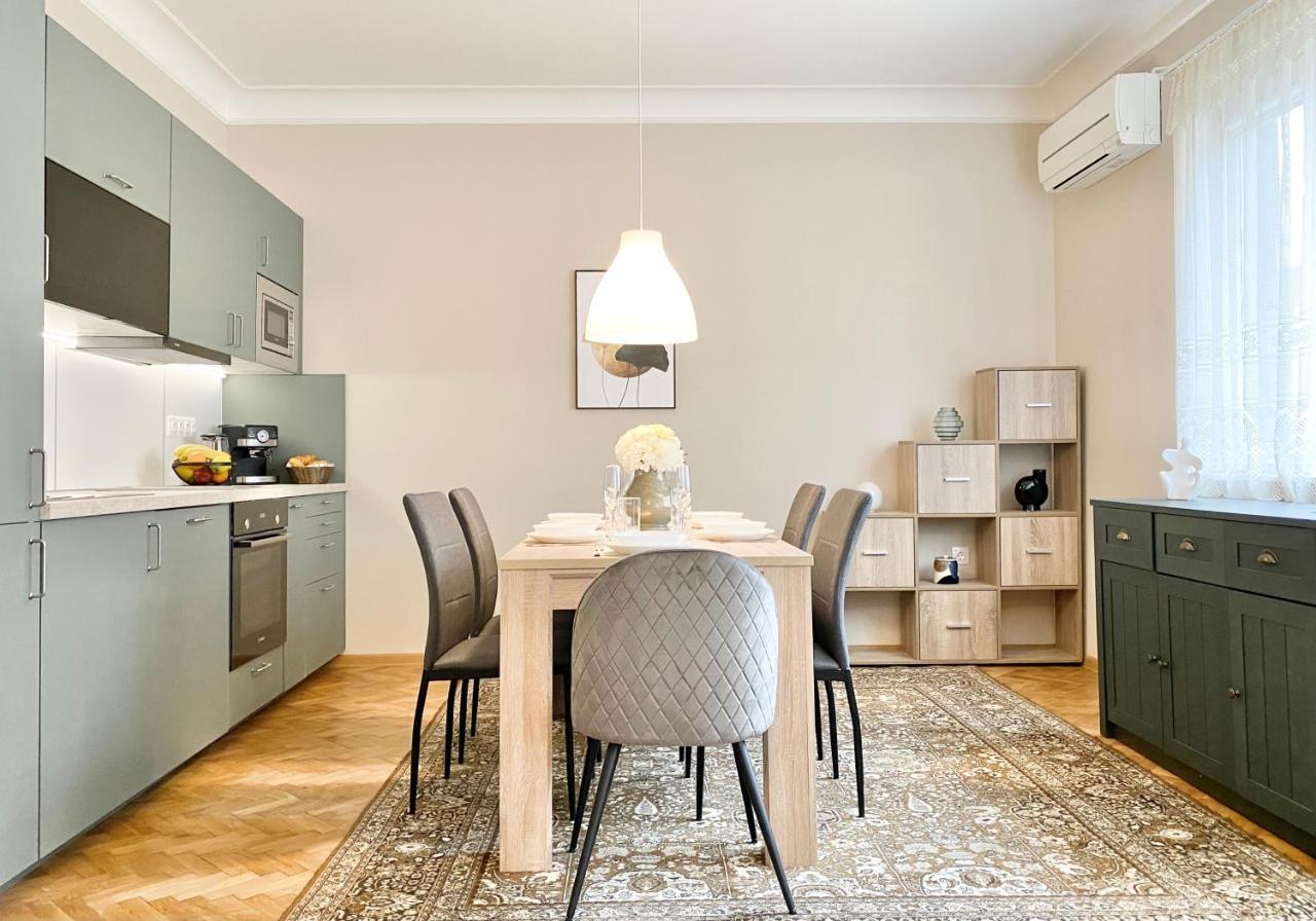 Top Centre Sofia Apartment For 6 Guests Exteriér fotografie